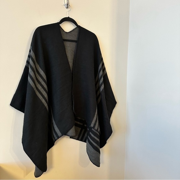 Bb Dakota-Roll With The Ponchos - Picture 5 of 6